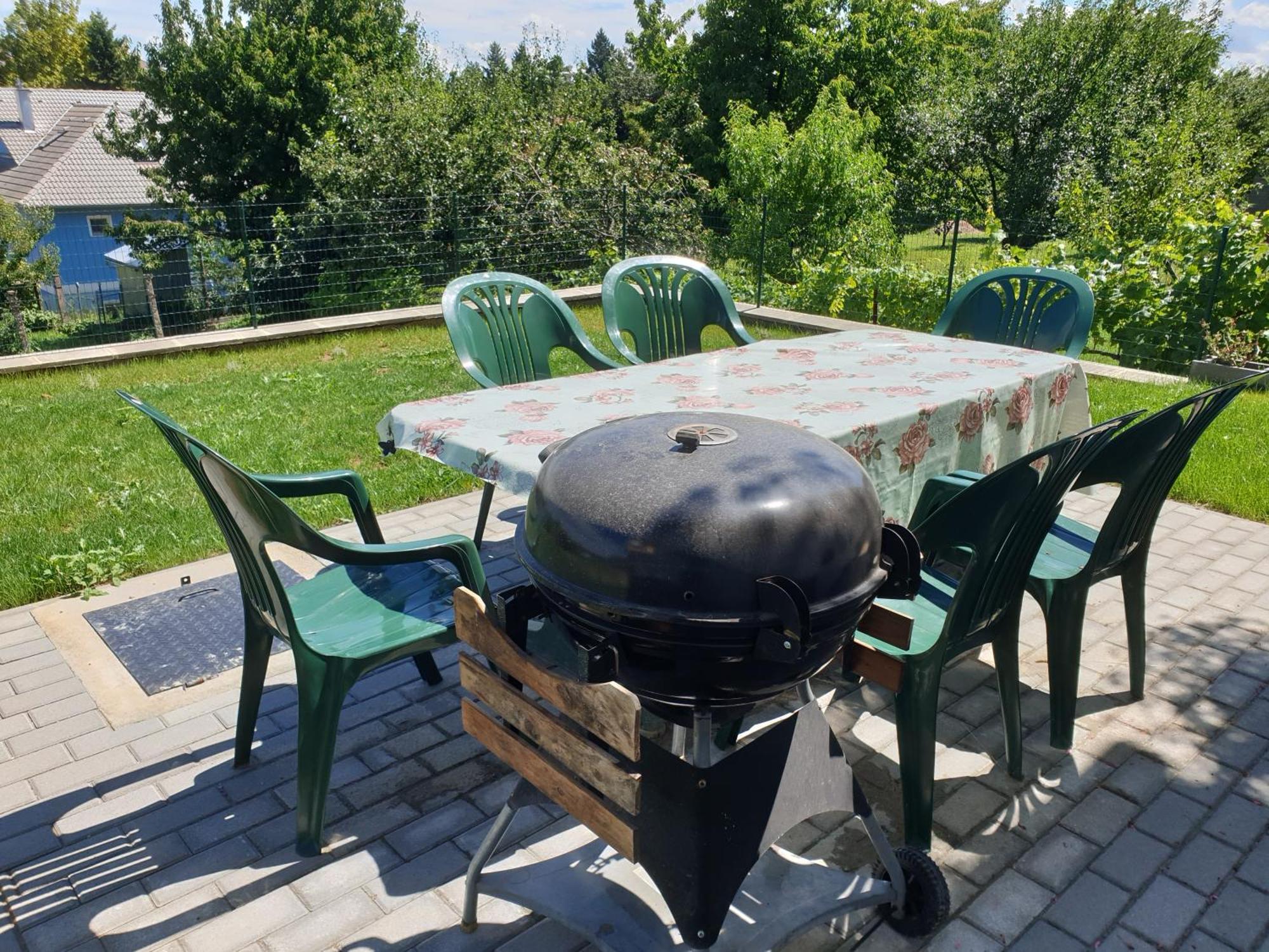Adri Apartman Залакарос Стая снимка